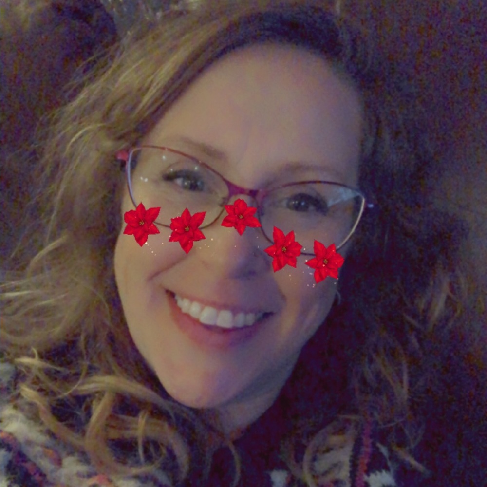 Meet your Posher, Kelly